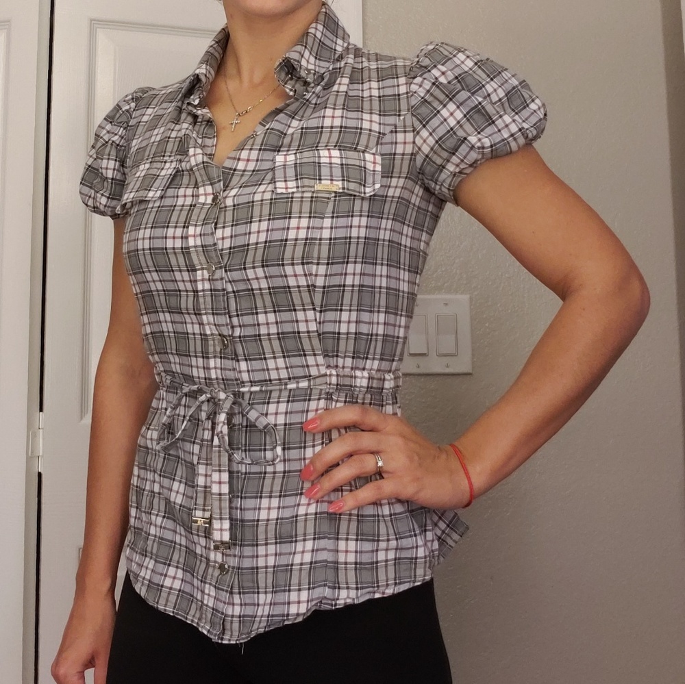 Very cute and stylish Elisabetta Franchi shirt .